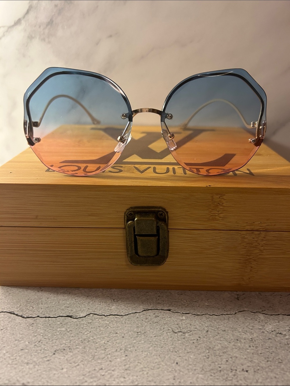Source Unknown Blue to Pink  Gradient Oversized Round Sunglasses